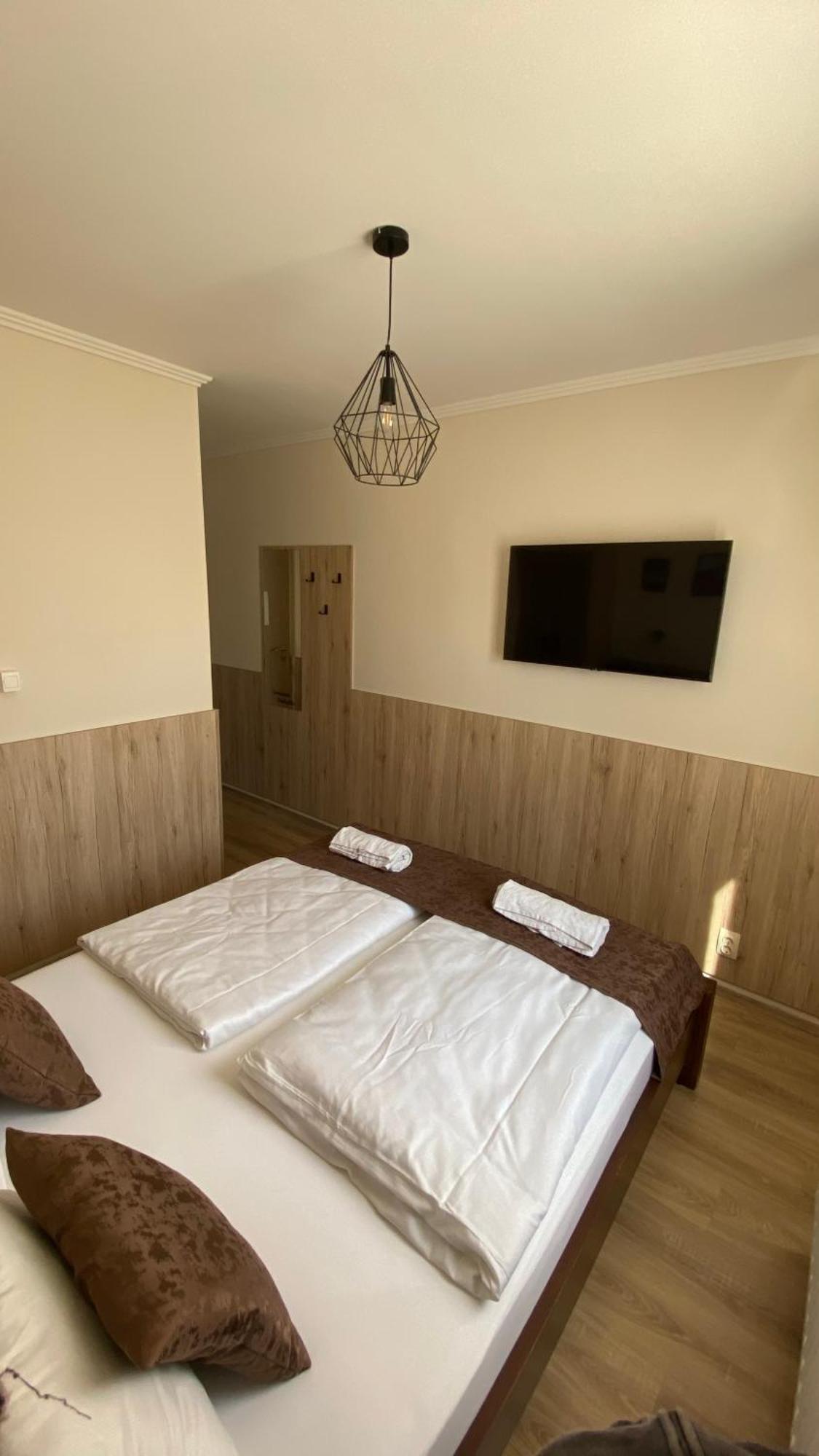 Hotel Levendula Vendeghaz Győr Exterior foto
