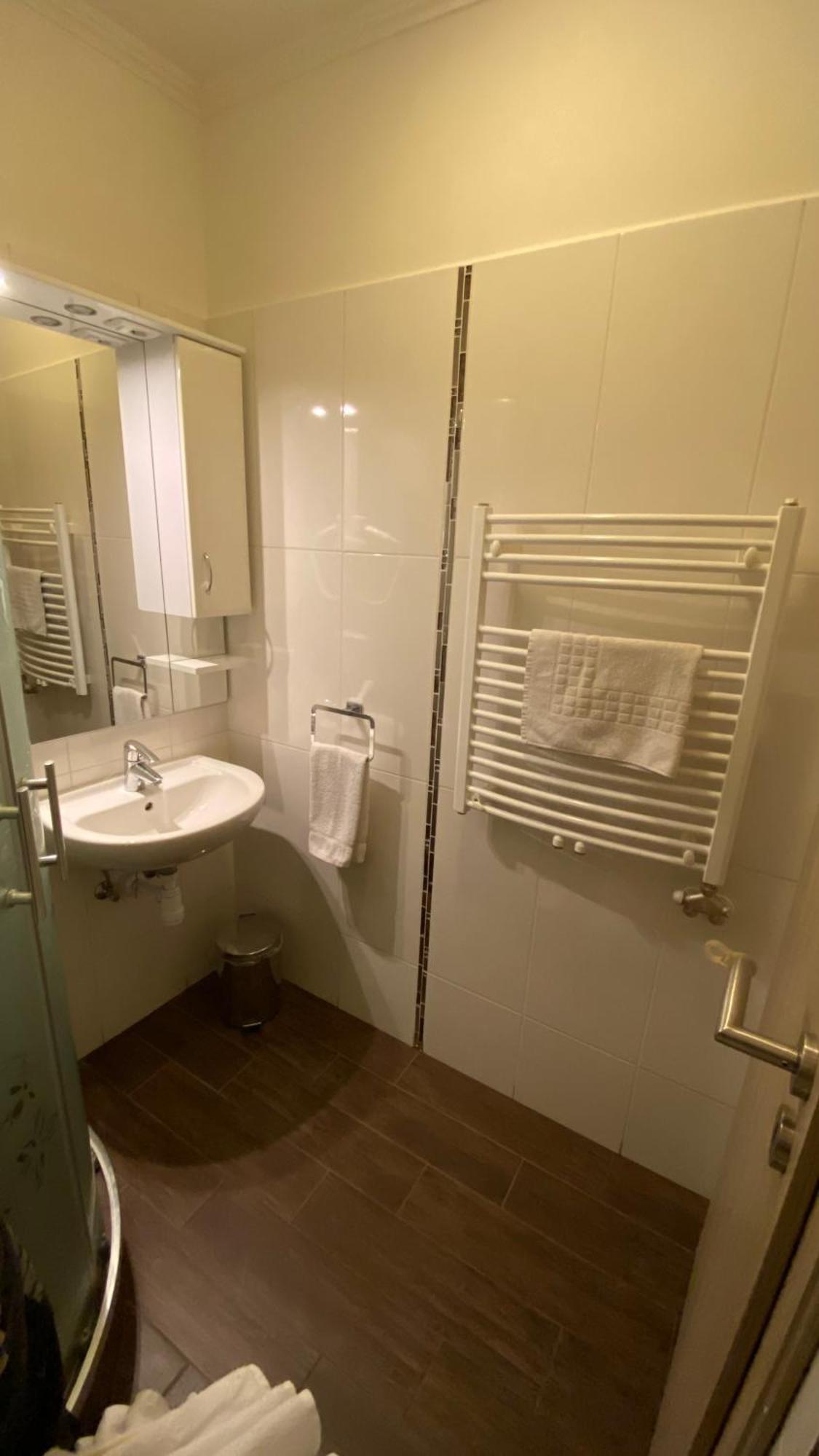 Hotel Levendula Vendeghaz Győr Exterior foto