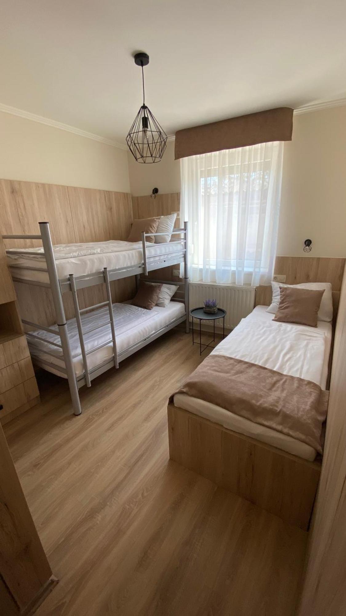 Hotel Levendula Vendeghaz Győr Exterior foto